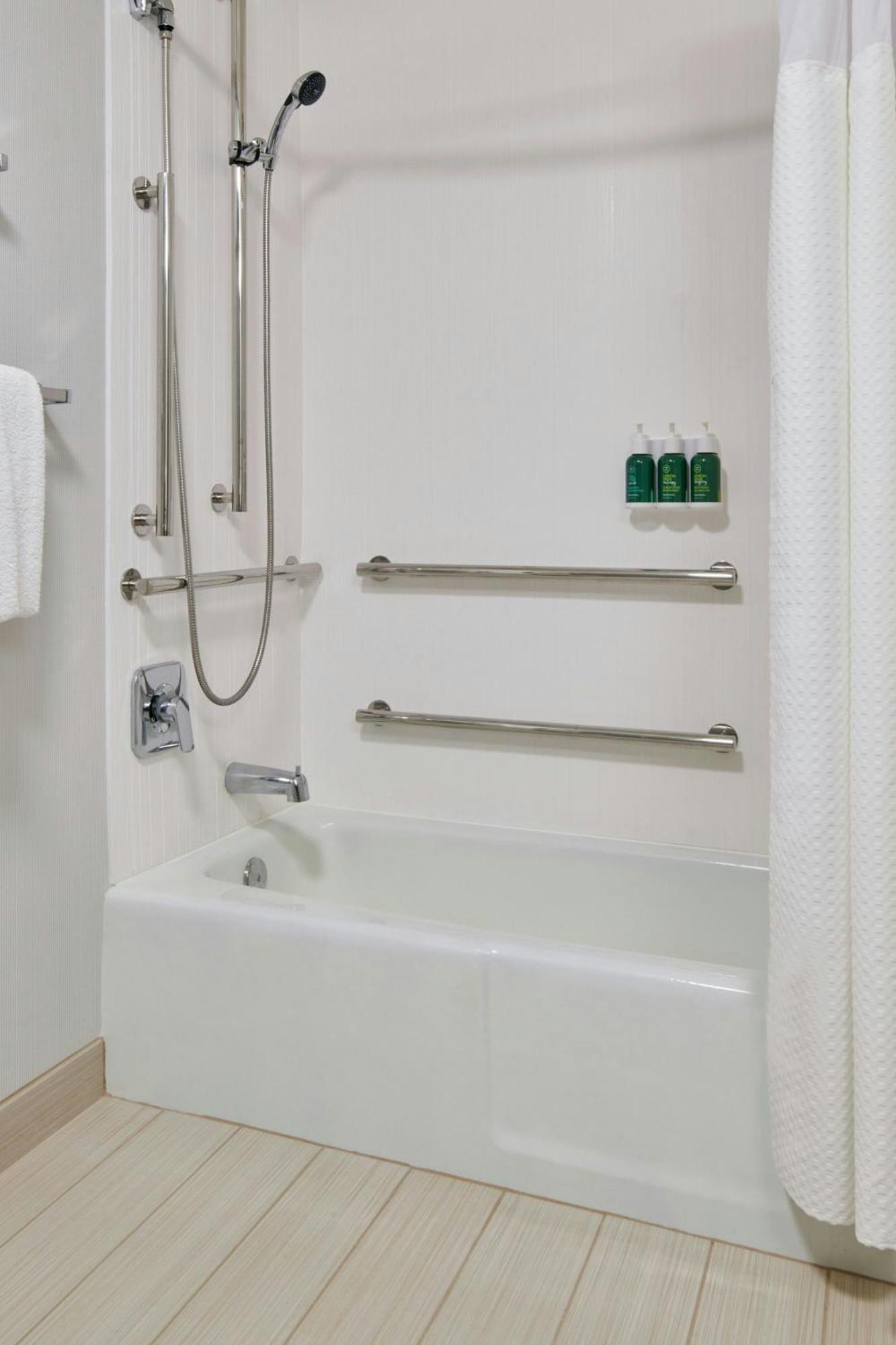 Hotel Courtyard By Marriott Indianapolis Castleton Esterno foto