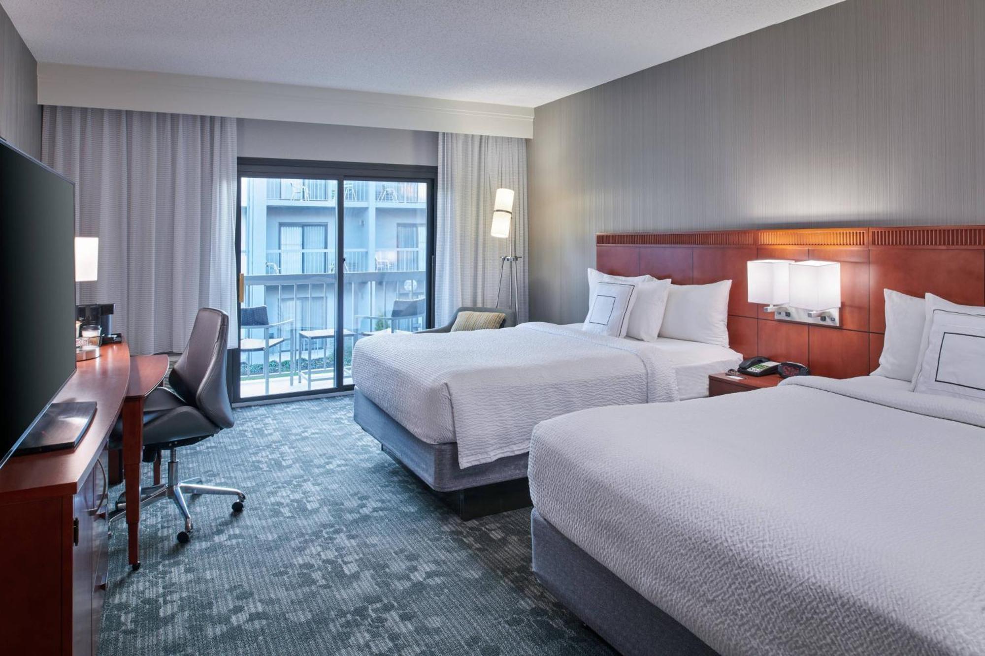 Hotel Courtyard By Marriott Indianapolis Castleton Esterno foto